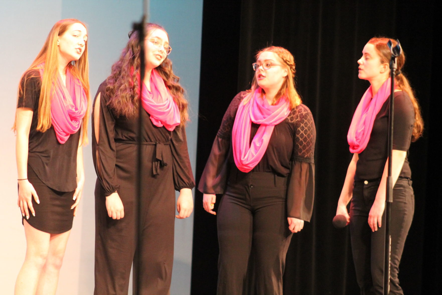 BDHS A Capella 065.JPG